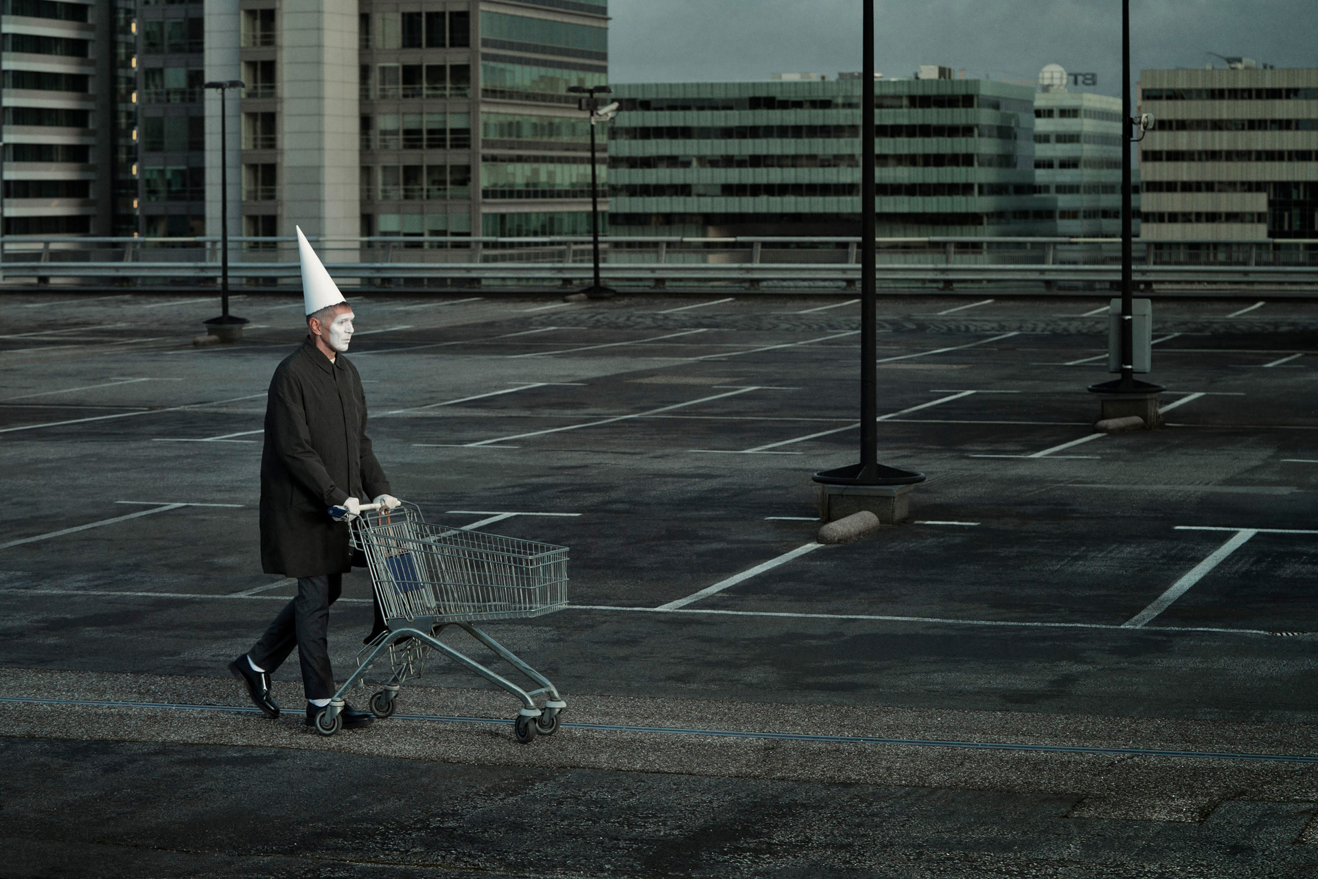 2-April_Fool-Erwin_Olaf-Elightartproductions